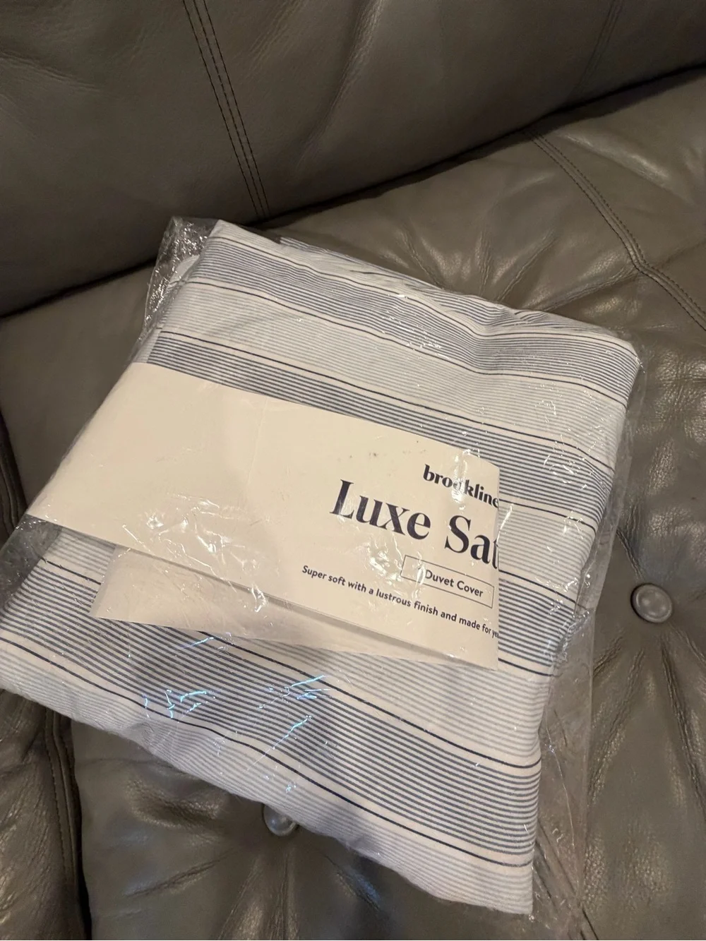 Brooklinen Luxe Sateen Threaded Stripe Duvet Cover in Storm Blue and White